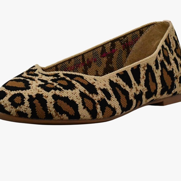 Cleo Claw-Some Ballet Flatblob:https://poshmark.com/b6676b9f-993b-4d7c-94b8-f2a8 - Picture 1 of 5